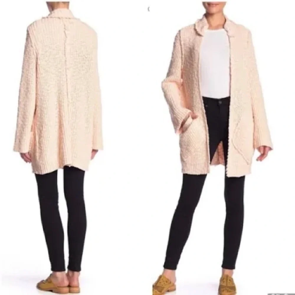✨ Free People Waterfront Cardigan Pink Peach‎ Knit | Size Medium ✨